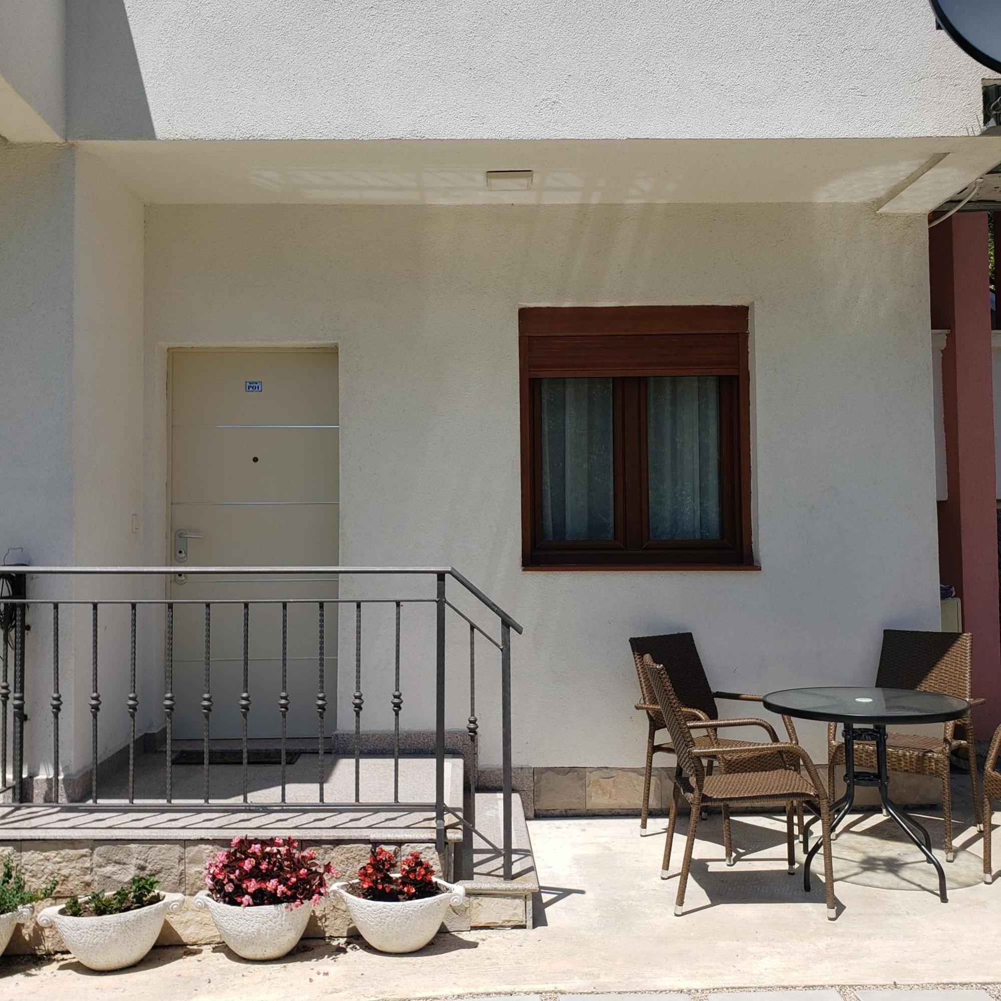 Green Hill Apartments Улцин Стая снимка