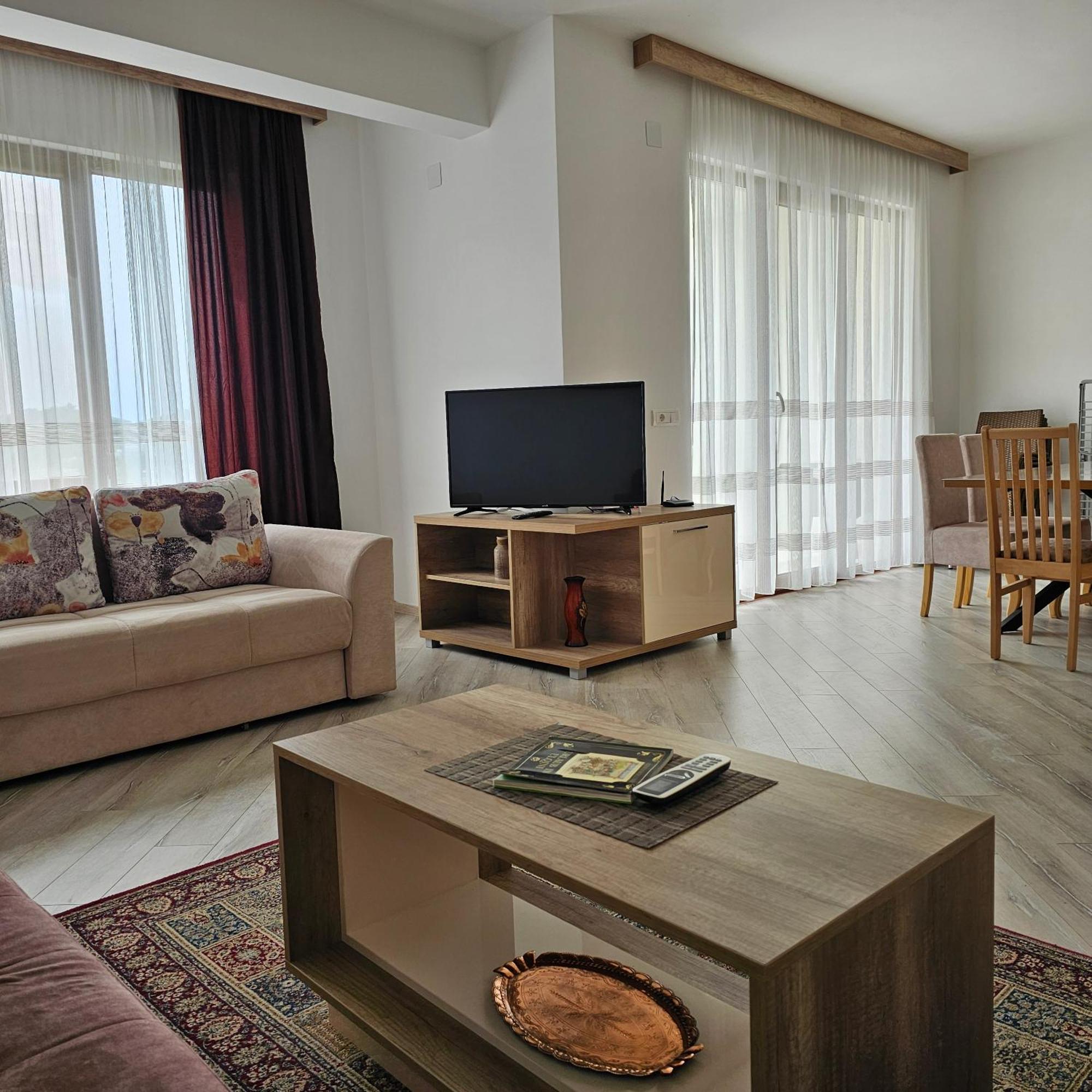 Green Hill Apartments Улцин Стая снимка
