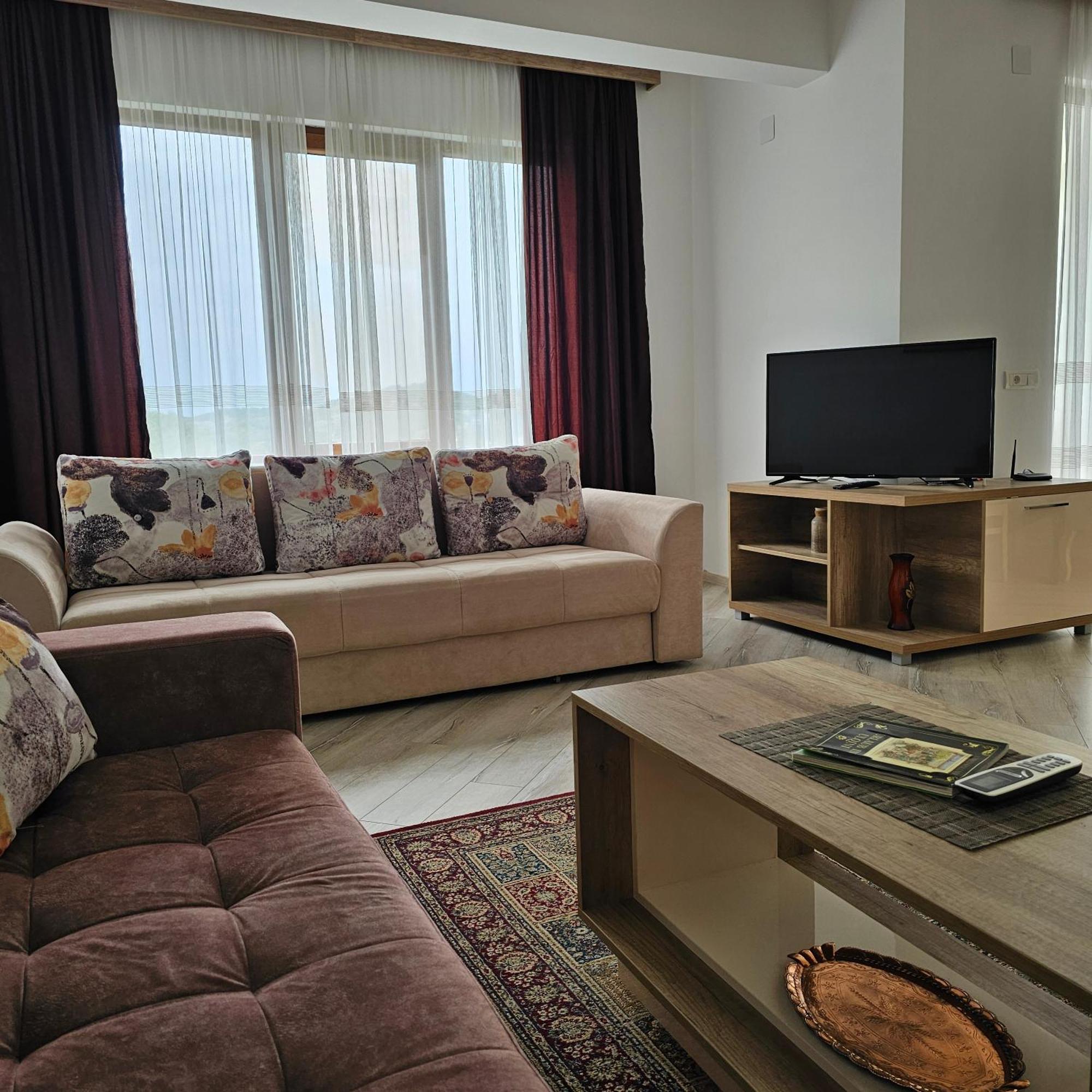 Green Hill Apartments Улцин Стая снимка