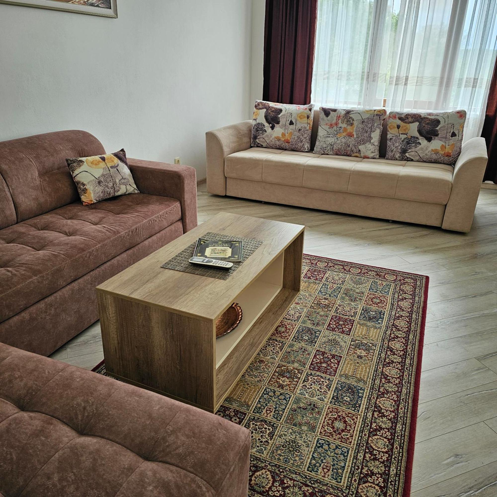 Green Hill Apartments Улцин Стая снимка